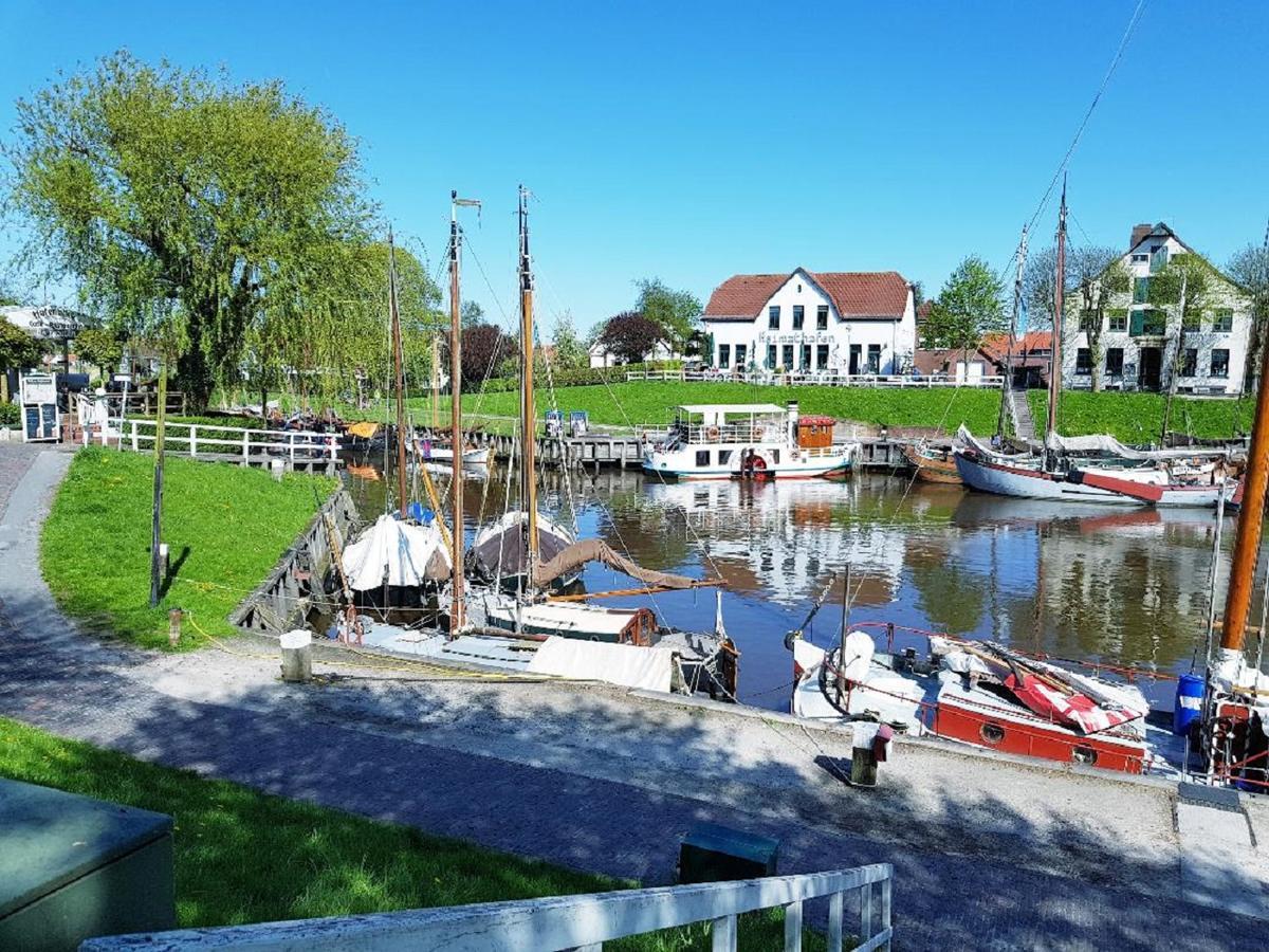 Hotel Up Diek Carolinensiel Buitenkant foto