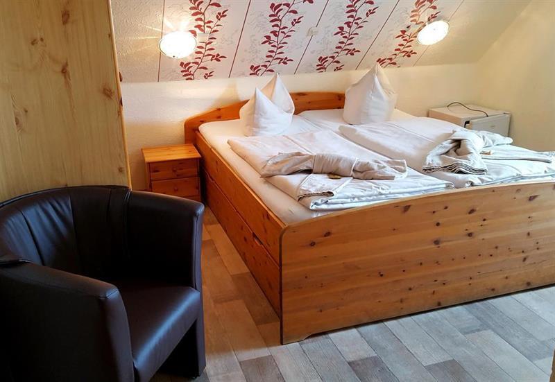 Hotel Up Diek Carolinensiel Buitenkant foto